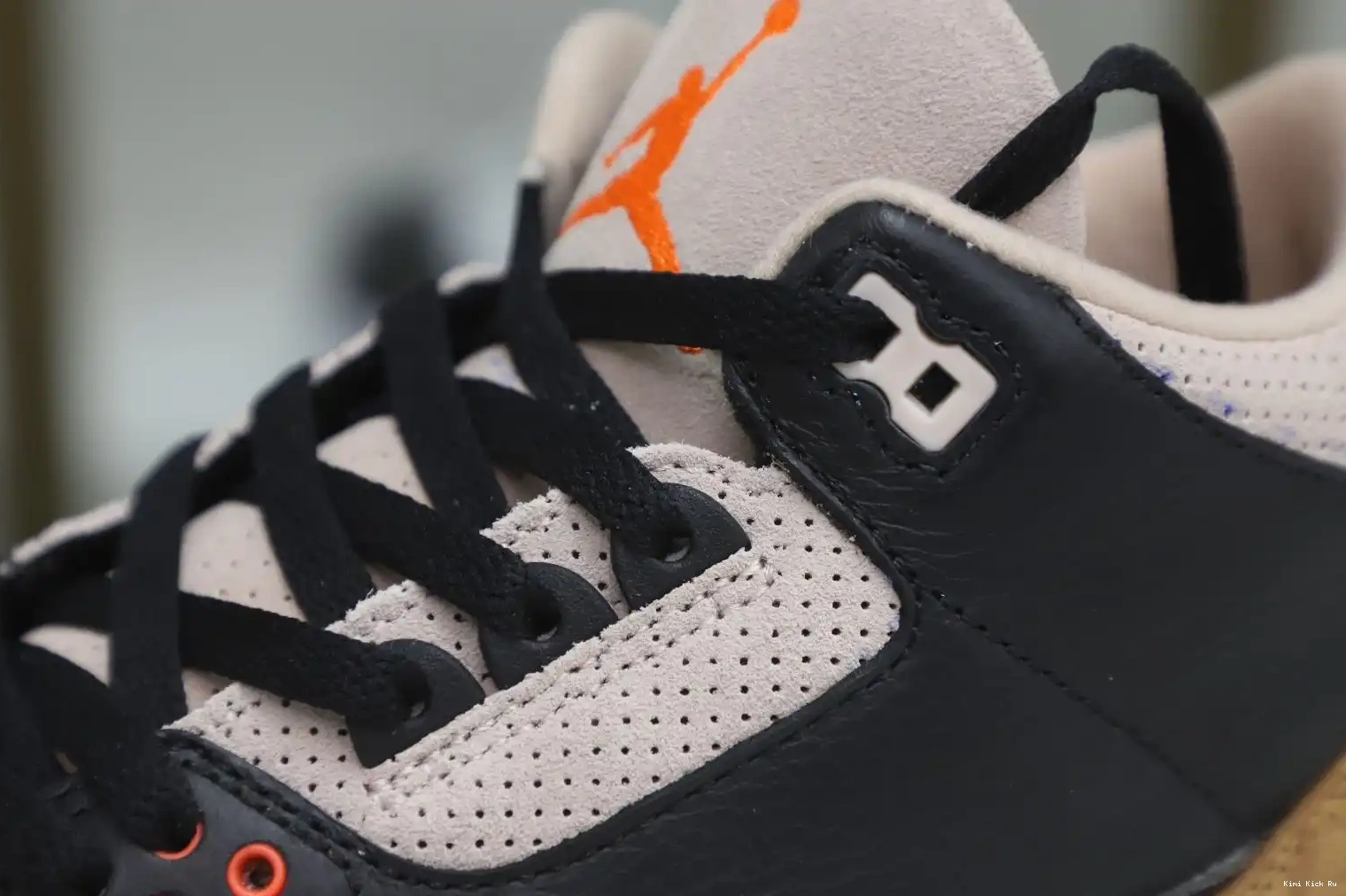 AIR DESERT Kimikick CT8532 CEMENT JORDAN 3 0511